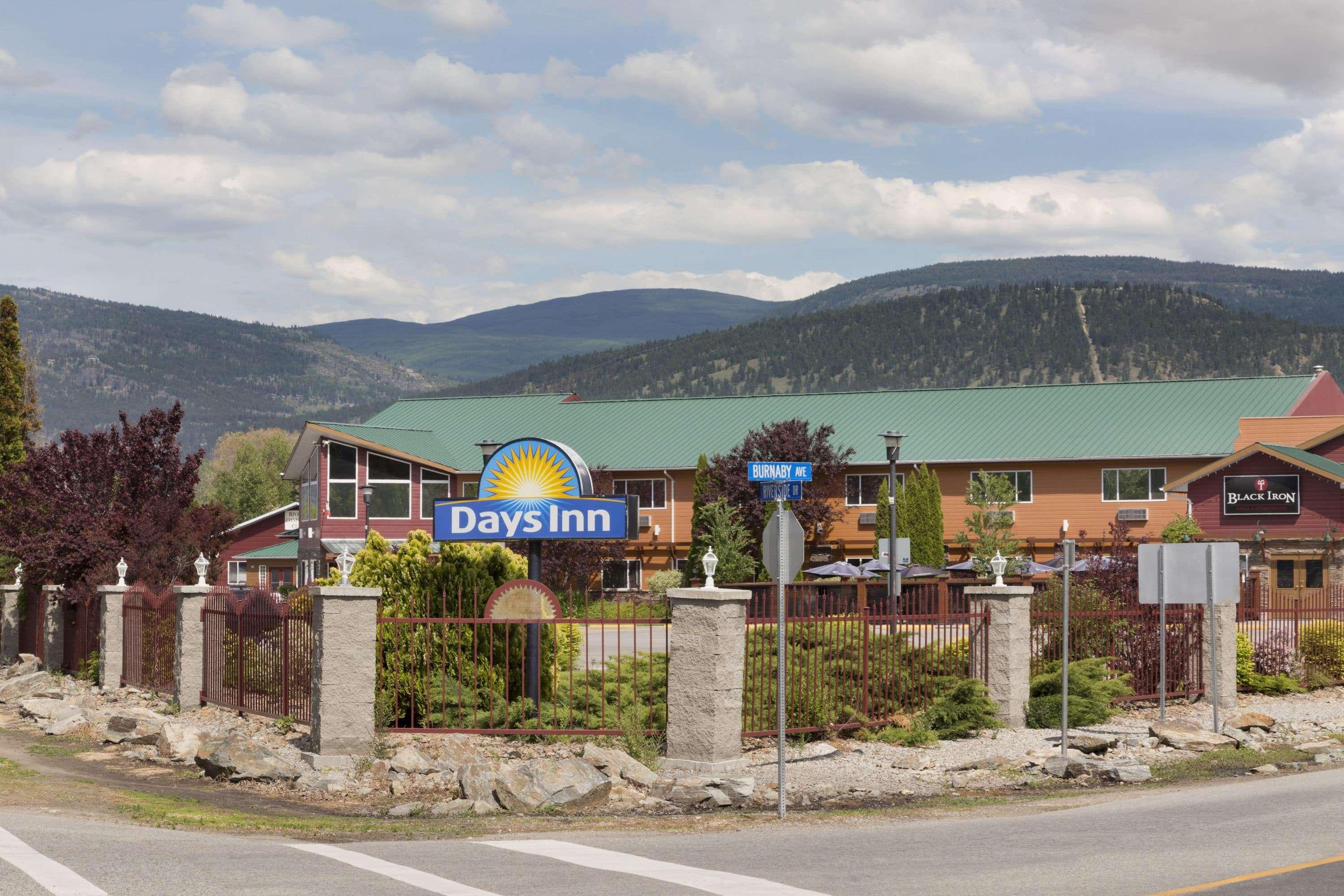 Days Inn By Wyndham Penticton Conference Centre Exterior foto