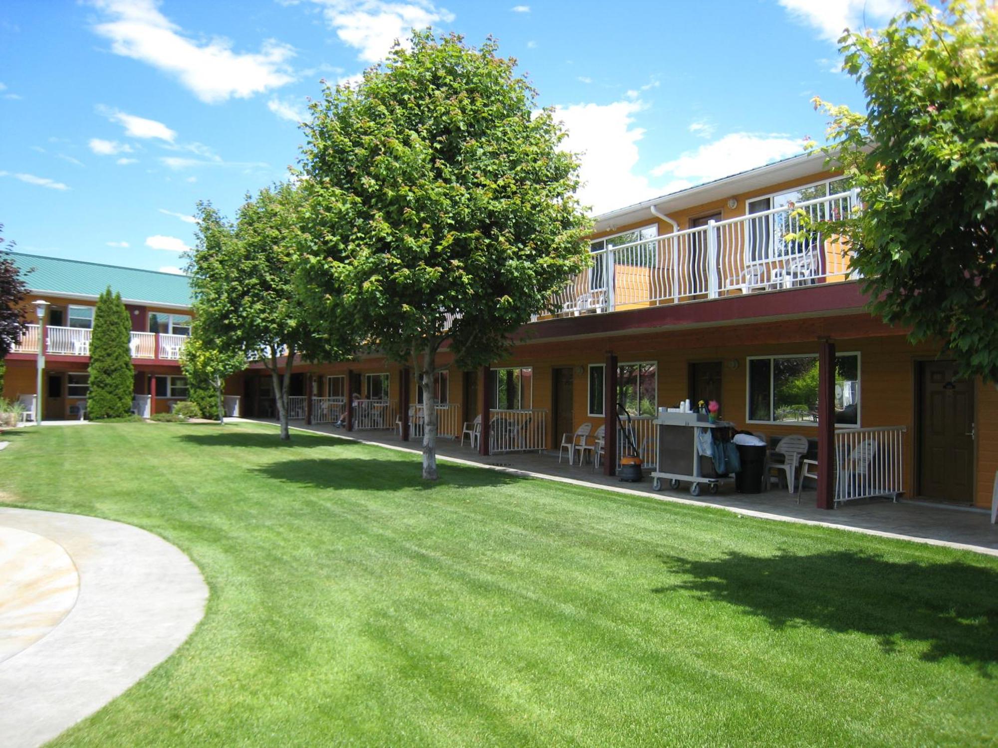 Days Inn By Wyndham Penticton Conference Centre Exterior foto